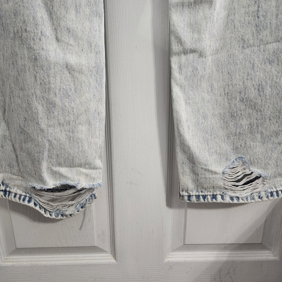 Kancan high waisted mom jeans acid wash denim grunge distressed size 11 - Picture 11 of 14